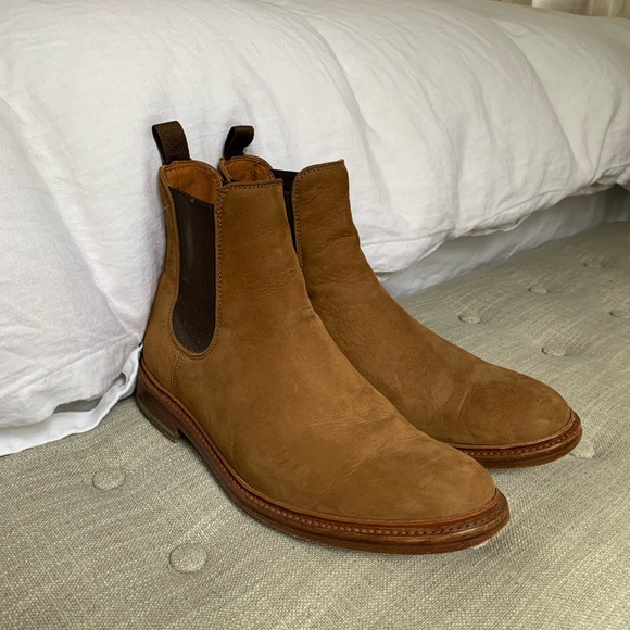 frye jones chelsea boot